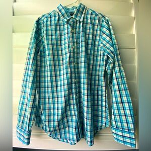 Banana Republic. Long sleeve men’s plaid button-down shirt. Size medium.